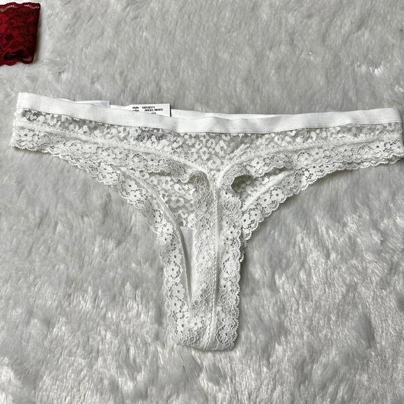 NWT INC & Jenni Women's Lace Thong Panties 3 Pack Multicolor Size M - Picture 3 of 8